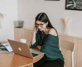 永不中断服务的无限轰炸手机软件电话下载